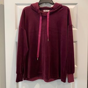Velour hoodie. Size XL.